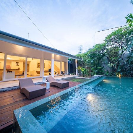Villa Rainbow Sanur Exterior foto